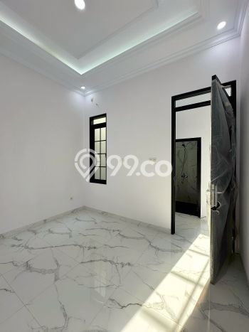 For Sale Rumah 5 Kamar Lokasi Strategis Bagus dan Strategis di Jagakarsa For Sale Rumah 5 Kamar Lokasi Strategis Bagus dan Strategis di Jagakarsa