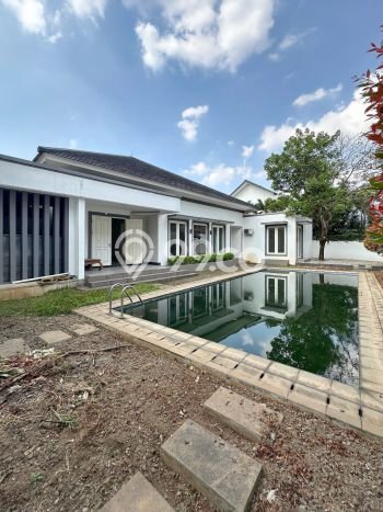 Dijual Rumah Mewah Megah Dengan View Cantik di Kemang, Jakarta Selatan Dijual Rumah Mewah Megah Dengan View Cantik di Kemang, Jakarta Selatan