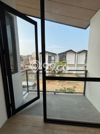 Rumah sewa siap pakai 3 KT di Lippo Karawaci, Tangerang Rumah sewa siap pakai 3 KT di Lippo Karawaci, Tangerang