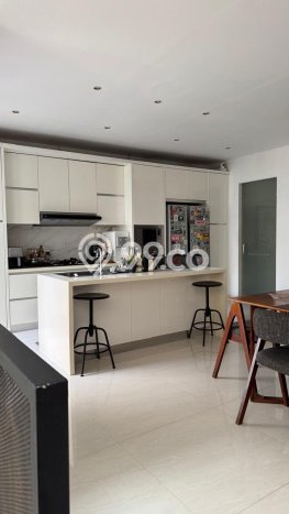 Siap Huni Hunian Elit 3 Kamar di Pesanggrahan Dekat ke Mana Pun Siap Huni Hunian Elit 3 Kamar di Pesanggrahan Dekat ke Mana Pun