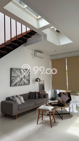Siap Huni Hunian Elit 3 Kamar di Pesanggrahan Dekat ke Mana Pun Siap Huni Hunian Elit 3 Kamar di Pesanggrahan Dekat ke Mana Pun