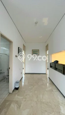 Rumah Elit Modern Tanpa Renovasi di Rempoa Tangerang Selatan Rumah Elit Modern Tanpa Renovasi di Rempoa Tangerang Selatan