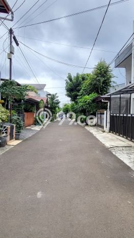 Dijual Rumah Premium dengan Fasilitas Sekitar Komplit di Ciputat Timur, Tangerang Selatan Dijual Rumah Premium dengan Fasilitas Sekitar Komplit di Ciputat Timur, Tangerang Selatan