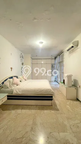 Rumah Elit Modern Tanpa Renovasi di Rempoa Tangerang Selatan Rumah Elit Modern Tanpa Renovasi di Rempoa Tangerang Selatan
