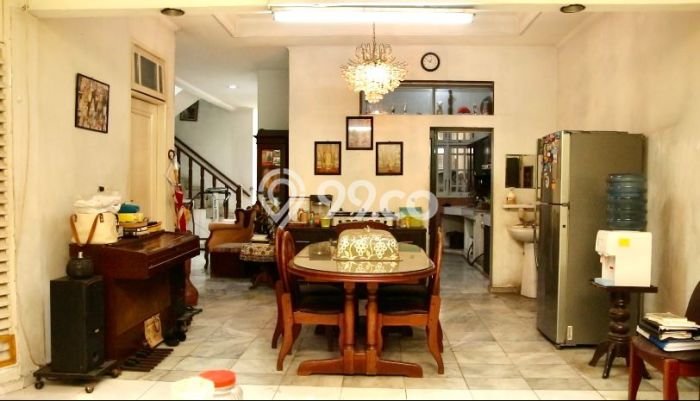 Dijual Rumah Luas Megah Dengan View Cantik di Petukangan, Jakarta Selatan Dijual Rumah Luas Megah Dengan View Cantik di Petukangan, Jakarta Selatan