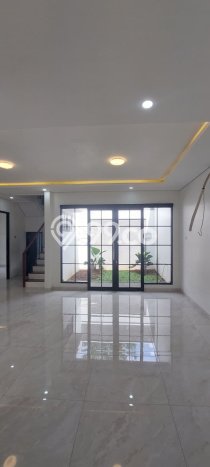 Rumah Luxury Modern Siap Huni di Bintaro Tangerang Selatan Rumah Luxury Modern Siap Huni di Bintaro Tangerang Selatan