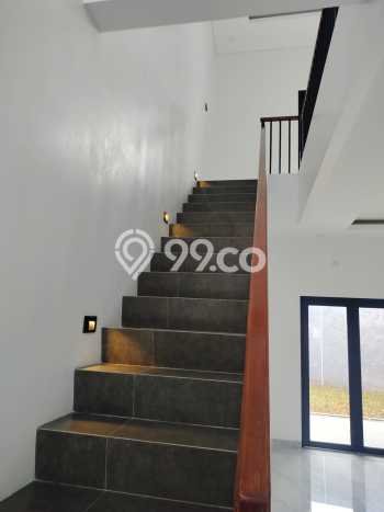 Rumah Luxury Modern Siap Huni di Bintaro Tangerang Selatan Rumah Luxury Modern Siap Huni di Bintaro Tangerang Selatan