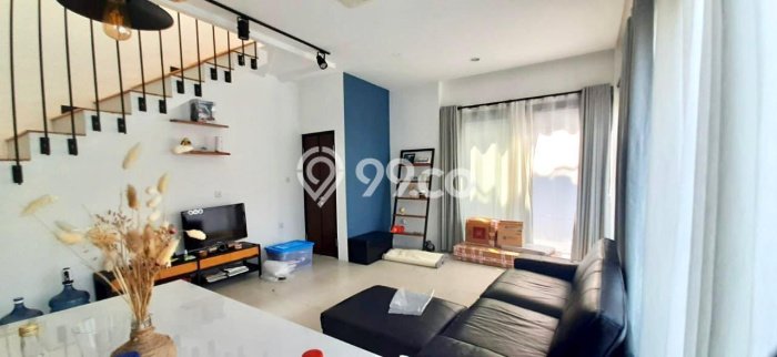 Hunian Mewah Siap Huni LT 134m2 di Pesanggrahan, Jakarta Selatan Hunian Mewah Siap Huni LT 134m2 di Pesanggrahan, Jakarta Selatan