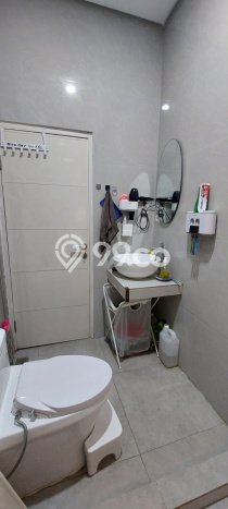 For Sale Rumah 2 Kamar Lokasi Ideal Nyaman dan Strategis di Serpong Utara For Sale Rumah 2 Kamar Lokasi Ideal Nyaman dan Strategis di Serpong Utara