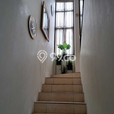 Dijual Rumah Premium dengan Fasilitas Sekitar Komplit di BSD, Tangerang Selatan Dijual Rumah Premium dengan Fasilitas Sekitar Komplit di BSD, Tangerang Selatan