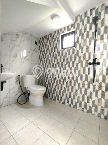Hunian Elit LB 220m2 Siap Pakai Desain Elegan di BSD The Icon, Tangerang Hunian Elit LB 220m2 Siap Pakai Desain Elegan di BSD The Icon, Tangerang
