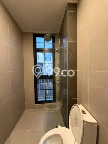 Dijual Rumah Mewah Elegan Dengan View Eksklusif di Gading Serpong, Tangerang Dijual Rumah Mewah Elegan Dengan View Eksklusif di Gading Serpong, Tangerang