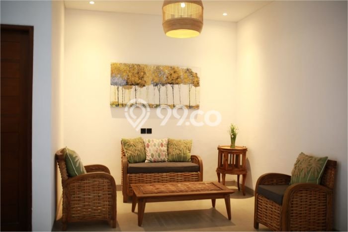 HOT DEAL! Vila Kawasan , Luas 191m2m², Lokasi Strategis HOT DEAL! Vila Kawasan , Luas 191m2m², Lokasi Strategis