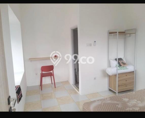 Rumah Mewah Siap Huni LT 158m2 di Jatinegara, Jakarta Timur Rumah Mewah Siap Huni LT 158m2 di Jatinegara, Jakarta Timur
