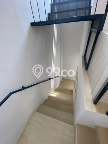 Rumah Bagus Siap Pakai Di BSD Luas 88m2 Lokasi Strategis Rumah Bagus Siap Pakai Di BSD Luas 88m2 Lokasi Strategis