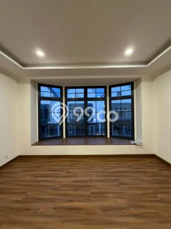 Dijual Rumah Mewah Elegan Dengan View Eksklusif di Gading Serpong, Tangerang Dijual Rumah Mewah Elegan Dengan View Eksklusif di Gading Serpong, Tangerang