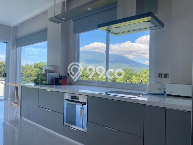 Dijual Rumah Luas Elegan Dengan View Eksklusif di Rancamaya, Bogor Dijual Rumah Luas Elegan Dengan View Eksklusif di Rancamaya, Bogor