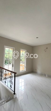 Rumah Modern 4 Kamar LT 180m2 di Legenda Wisata Rumah Modern 4 Kamar LT 180m2 di Legenda Wisata