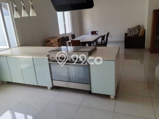 Ready to Use! Premium House LT 244m2 Desain Modern di Kota Wisata Ready to Use! Premium House LT 244m2 Desain Modern di Kota Wisata