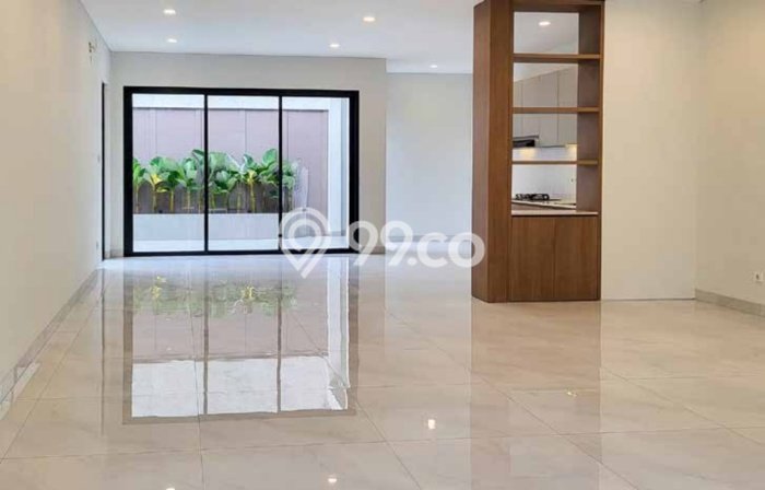 Hunian Mewah LB 250m2 Siap Huni Desain Elegan di Legenda Wisata, Jakarta Timur Hunian Mewah LB 250m2 Siap Huni Desain Elegan di Legenda Wisata, Jakarta Timur