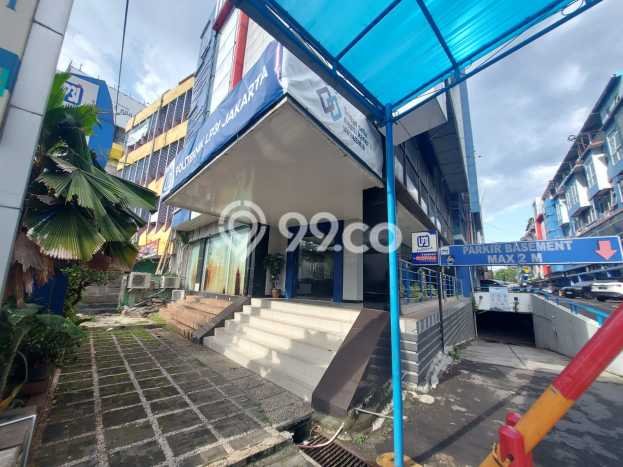 Ruko Dijual Lokasi Emas di Senen Luas 896m2 Ruko Dijual Lokasi Emas di Senen Luas 896m2