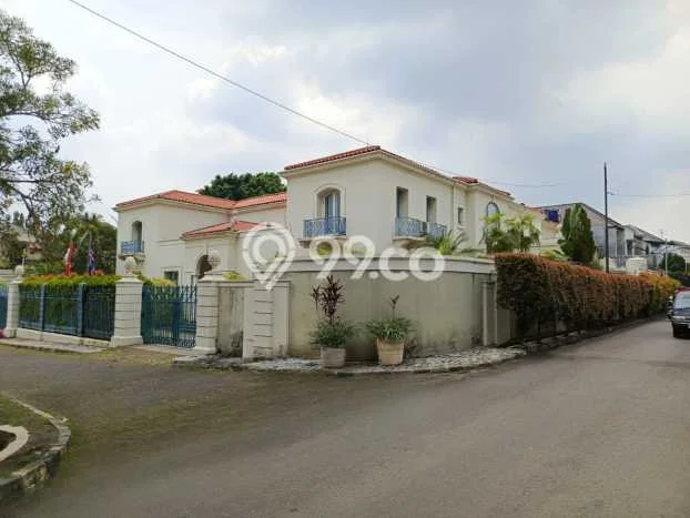 Rumah Elit Modern Siap Huni di Lebak Bulus Jakarta Selatan Rumah Elit Modern Siap Huni di Lebak Bulus Jakarta Selatan