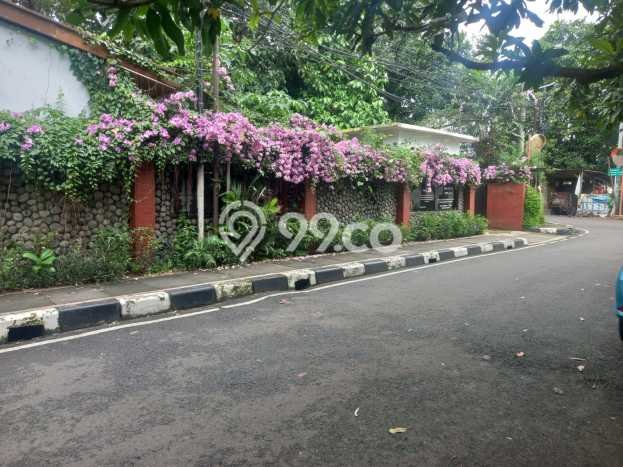 Siap Huni Rumah Mewah 6 Kamar di Menteng Dekat ke Mana Saja Siap Huni Rumah Mewah 6 Kamar di Menteng Dekat ke Mana Saja