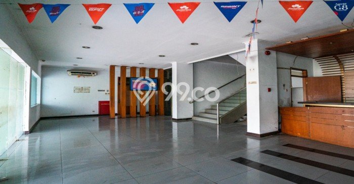 Unit Kantor Dijual di Jakarta Barat LT 1315m2 & LB 4602m2 Unit Kantor Dijual di Jakarta Barat LT 1315m2 & LB 4602m2