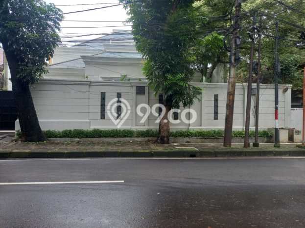 Rumah Mewah Dijual LT 754m2 di Menteng, Jakarta Pusat Rumah Mewah Dijual LT 754m2 di Menteng, Jakarta Pusat