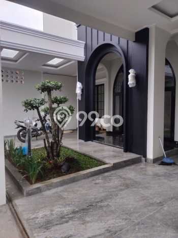 Rumah Mewah Dijual LT 180m2 di BSD, Tangerang Selatan Rumah Mewah Dijual LT 180m2 di BSD, Tangerang Selatan