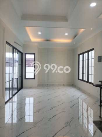 Rumah Mewah Dijual LT 180m2 di BSD, Tangerang Selatan Rumah Mewah Dijual LT 180m2 di BSD, Tangerang Selatan
