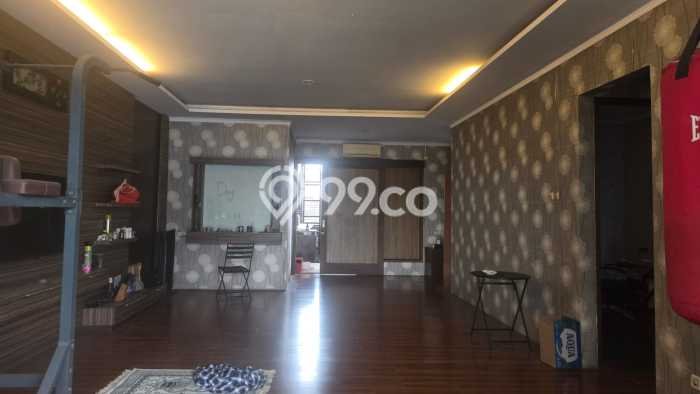 For Sale Hunian Rumah Nyaman 4 KT di Bintaro, Tangerang Selatan For Sale Hunian Rumah Nyaman 4 KT di Bintaro, Tangerang Selatan