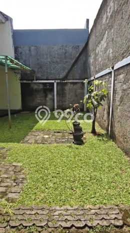 Rumah Luxury Modern Siap Huni di BSD Puspita Loka Tangerang Rumah Luxury Modern Siap Huni di BSD Puspita Loka Tangerang