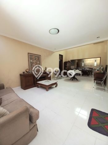 For Sale! Premium House LT 384m2 Desain Elegan di Bintaro For Sale! Premium House LT 384m2 Desain Elegan di Bintaro