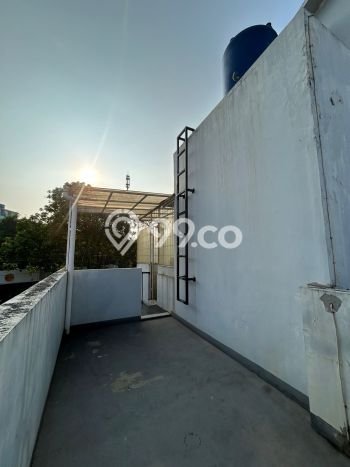 Hunian Mewah LB 140m2 Siap Pakai Desain Elegan di Bintaro, Tangerang Selatan Hunian Mewah LB 140m2 Siap Pakai Desain Elegan di Bintaro, Tangerang Selatan