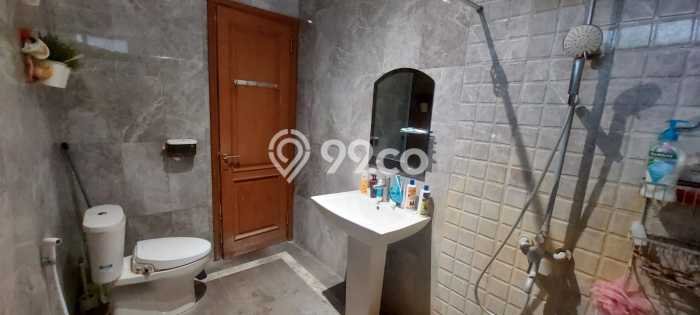 For Sale! Premium House LT 217m2 Desain Elegan di Bintaro For Sale! Premium House LT 217m2 Desain Elegan di Bintaro
