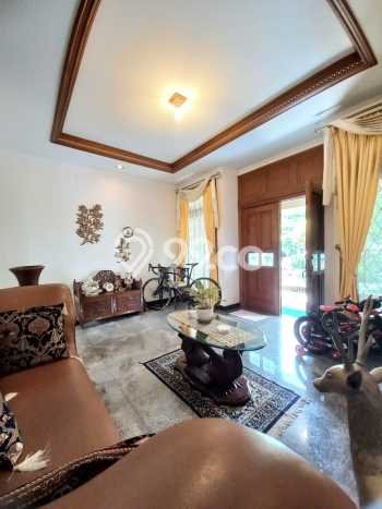 Dijual Rumah Mewah Elegan Dengan View Cantik di Bintaro, Tangerang Selatan Dijual Rumah Mewah Elegan Dengan View Cantik di Bintaro, Tangerang Selatan