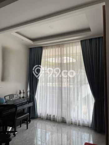 Rumah Elit Modern Siap Huni di Bintaro Tangerang Selatan Rumah Elit Modern Siap Huni di Bintaro Tangerang Selatan