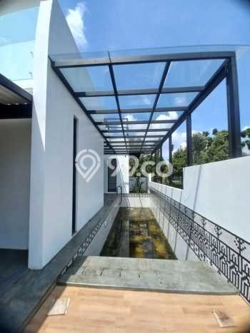 Jual Rumah Mewah Megah Dengan View Eksklusif di Bintaro, Tangerang Selatan Jual Rumah Mewah Megah Dengan View Eksklusif di Bintaro, Tangerang Selatan