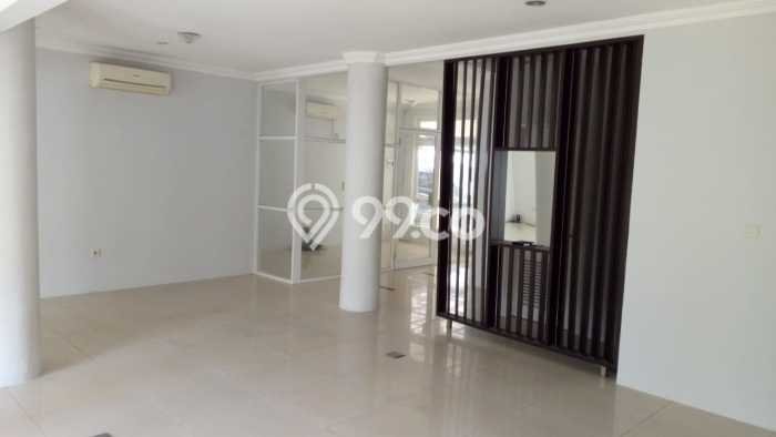 Rumah Elit LB 220m2 Siap Pakai Desain Elegan di Bintaro, Tangerang Selatan Rumah Elit LB 220m2 Siap Pakai Desain Elegan di Bintaro, Tangerang Selatan