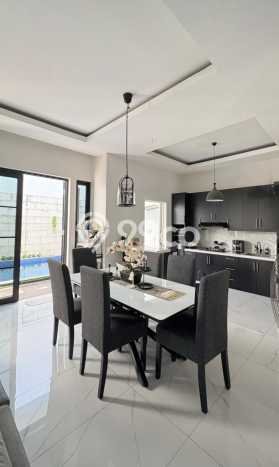 Dijual Rumah Luas Elegan Dengan View Eksklusif di BSD Duta Bintaro, Tangerang Dijual Rumah Luas Elegan Dengan View Eksklusif di BSD Duta Bintaro, Tangerang