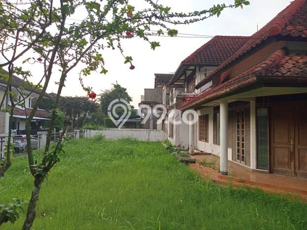 Dijual Rumah Luas Megah Dengan View Eksklusif di Lebak Bulus, Jakarta Selatan Dijual Rumah Luas Megah Dengan View Eksklusif di Lebak Bulus, Jakarta Selatan