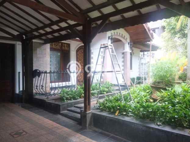 Rumah Elit Modern Siap Huni di Tanjung Barat Jakarta Selatan Rumah Elit Modern Siap Huni di Tanjung Barat Jakarta Selatan
