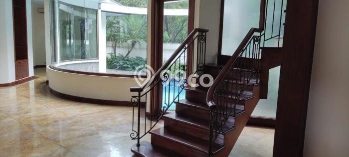 For Sale! Luxury House LT 650m2 Desain Elegan di patra kuningan For Sale! Luxury House LT 650m2 Desain Elegan di patra kuningan