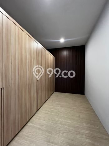 Rumah Elit LB 700m2 Siap Pakai Desain Elegan di Alam Sutera, Tangerang Rumah Elit LB 700m2 Siap Pakai Desain Elegan di Alam Sutera, Tangerang