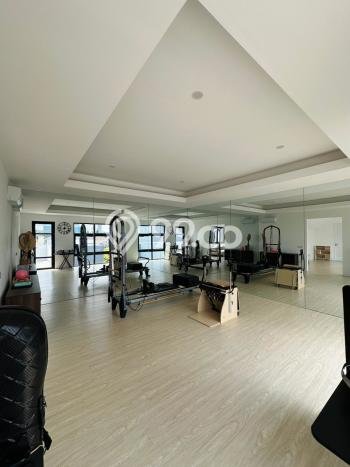 Jual Rumah Mewah Elegan Dengan View Eksklusif di Alam Sutera, Tangerang Jual Rumah Mewah Elegan Dengan View Eksklusif di Alam Sutera, Tangerang
