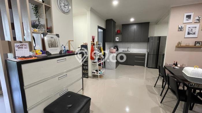 Rumah Elit Modern Tanpa Renovasi di Gading Serpong Tangerang Rumah Elit Modern Tanpa Renovasi di Gading Serpong Tangerang