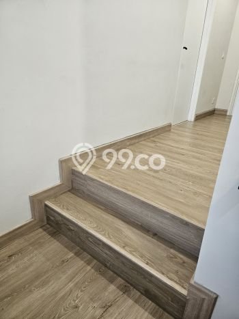 Rumah Mewah LB 165m2 Siap Huni Desain Elegan di BSD Green Wich, Tangerang Rumah Mewah LB 165m2 Siap Huni Desain Elegan di BSD Green Wich, Tangerang