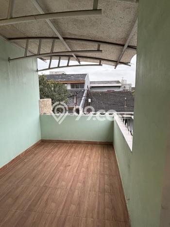 Rumah Minimalis 3 KT LT 150m2 di Buah Batu Rumah Minimalis 3 KT LT 150m2 di Buah Batu