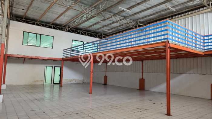 Disewakan Gudang di Pusat Kota Jakarta Barat Ramai Strategis Disewakan Gudang di Pusat Kota Jakarta Barat Ramai Strategis